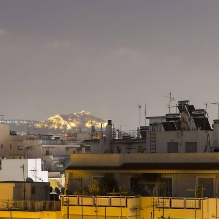 Ma Maison Nο 1, Penthouse, Acropolis And Lycabettus View, Ultra High Speed Internet 300 Mbps, 15' To Acropolis By Metro, 1' From Metro Station أثينا المظهر الخارجي الصورة