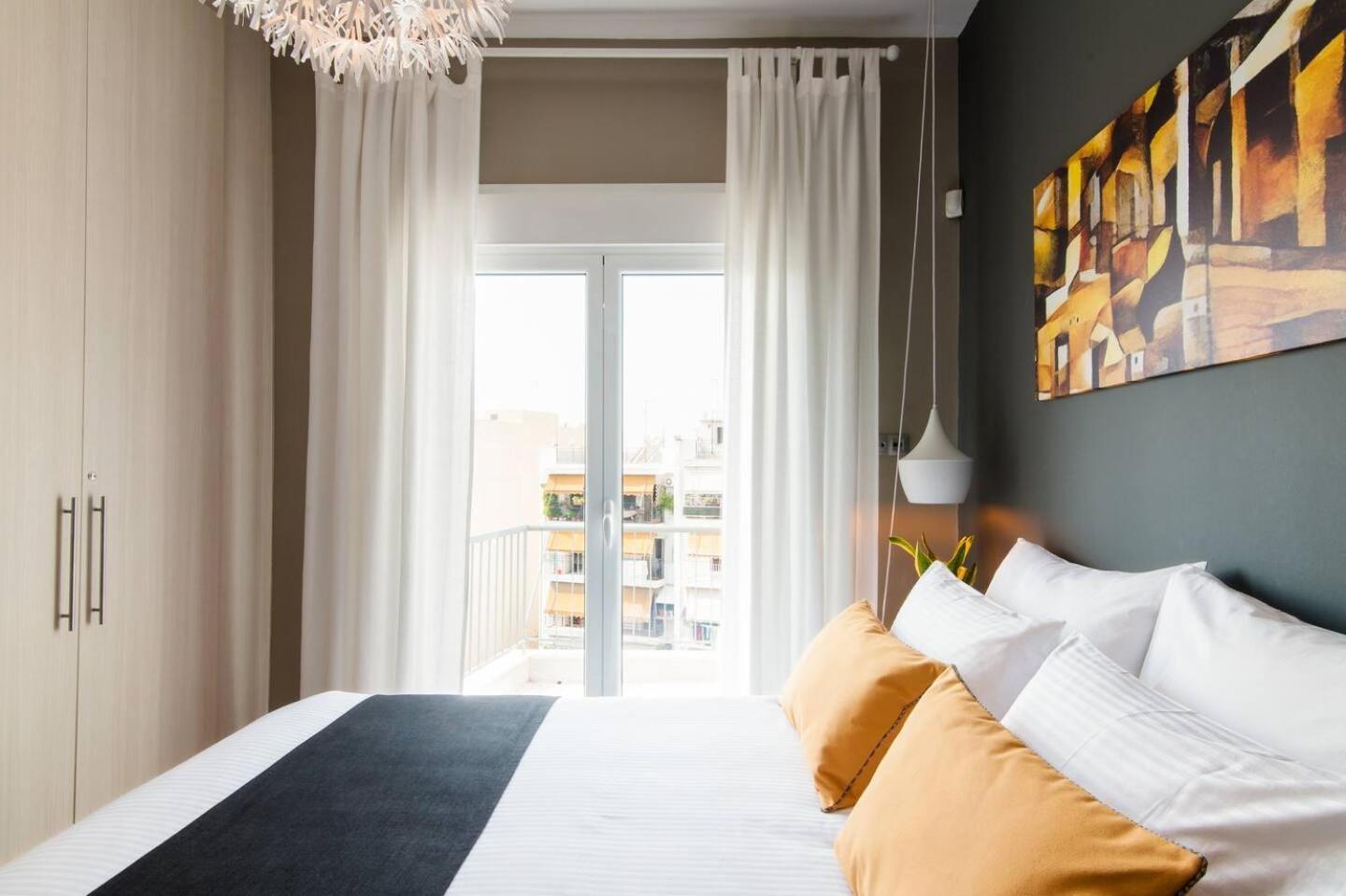 Ma Maison Nο 1, Penthouse, Acropolis And Lycabettus View, Ultra High Speed Internet 300 Mbps, 15' To Acropolis By Metro, 1' From Metro Station أثينا المظهر الخارجي الصورة